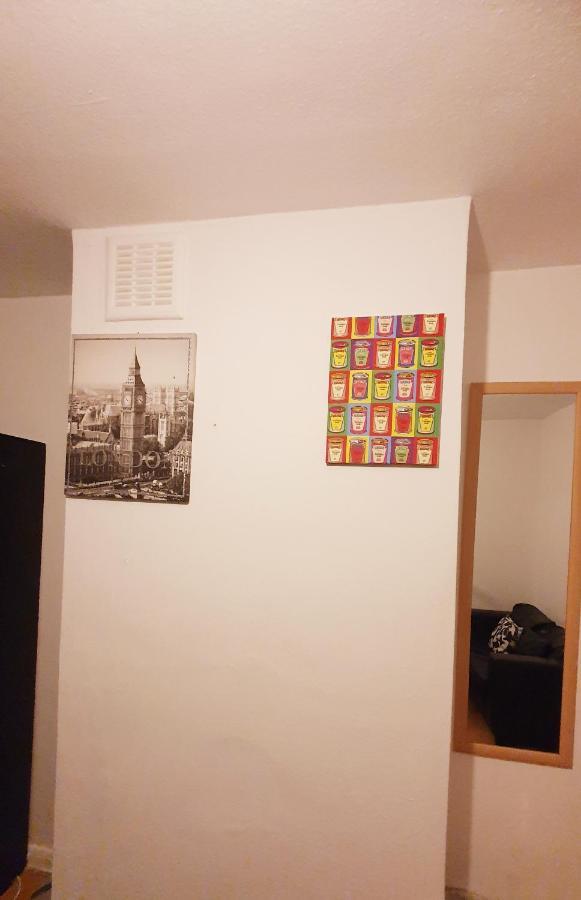 Merciful King Room, In Zone 2-3 Casa de hóspedes Londres